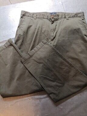 Dockers Mens 40/30 Olive Green Khaki Pants
